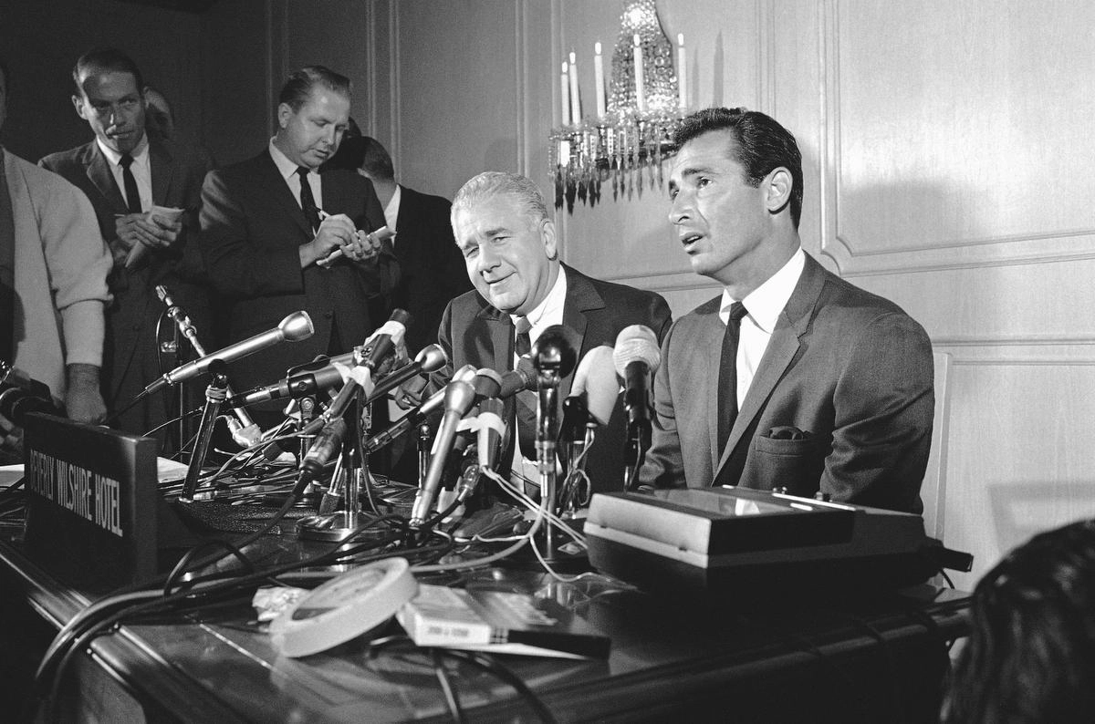 Why did Sandy Koufax retire so early in his career? - Quora