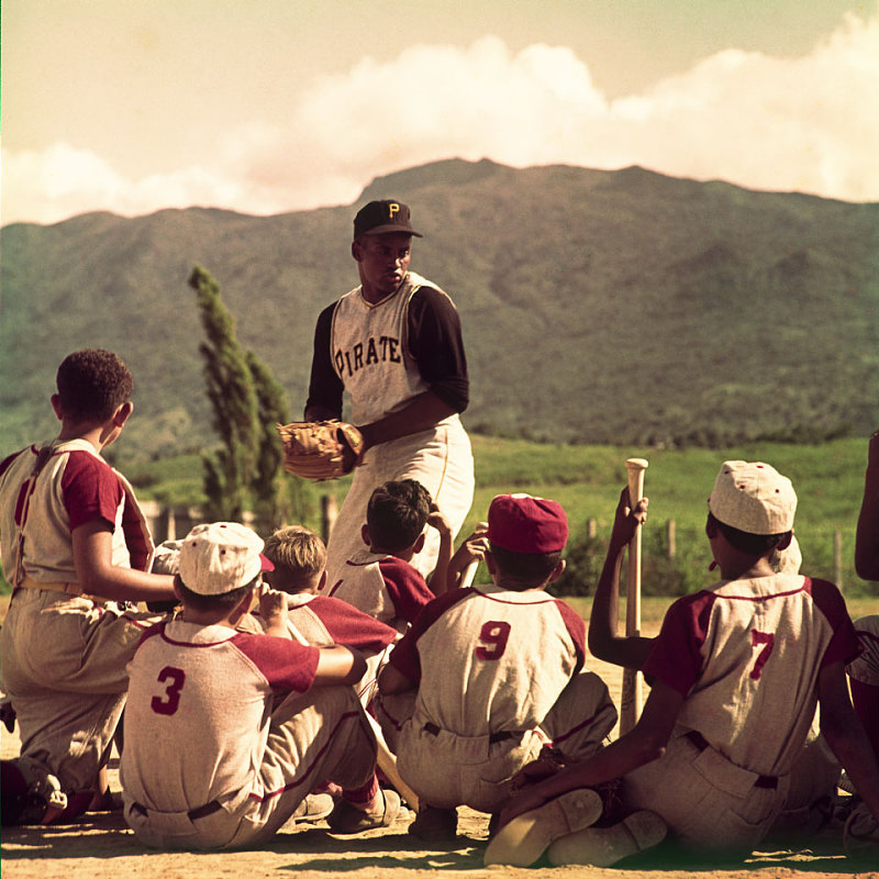 The ultimate teammate: Roberto Clemente, All-Star humanitarian – New York  Daily News